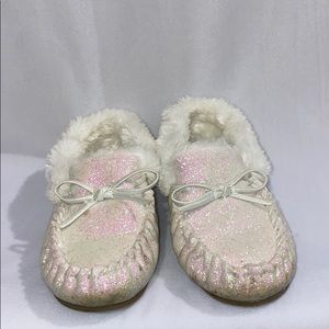 1901 sparkly white girl’s slippers size 13m